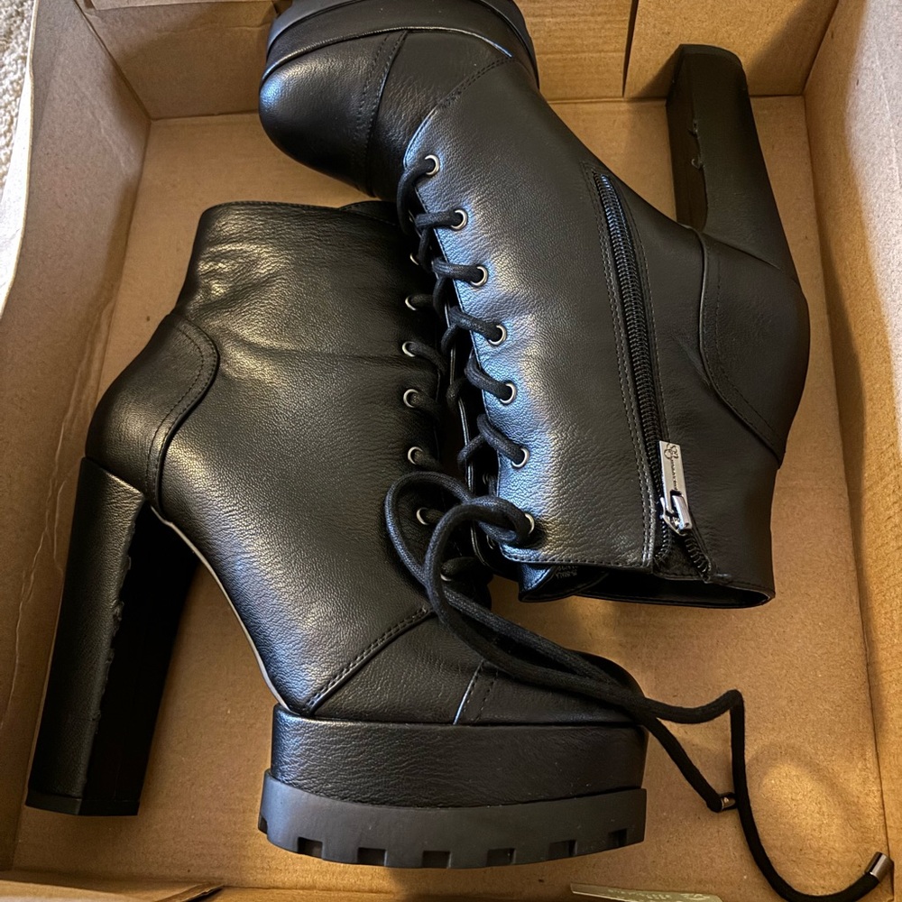 Jessica Simpson Black Imala Lace-Up Platform Ankle Booties - Picture 12 of 12